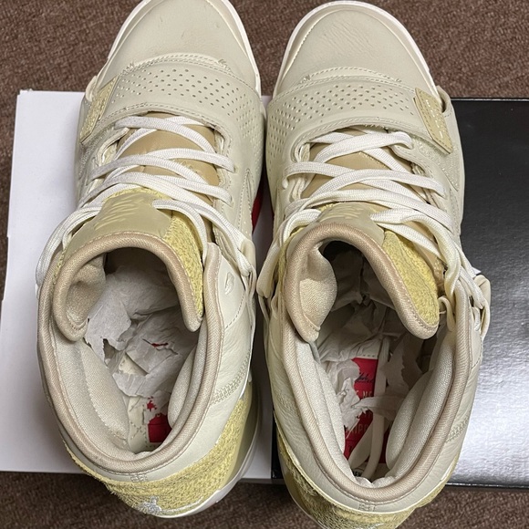 Jordan Zion 2 Fossil/Sail/Team Gold/University Red DO8990-217 Men’s 10.5 - Picture 12 of 16